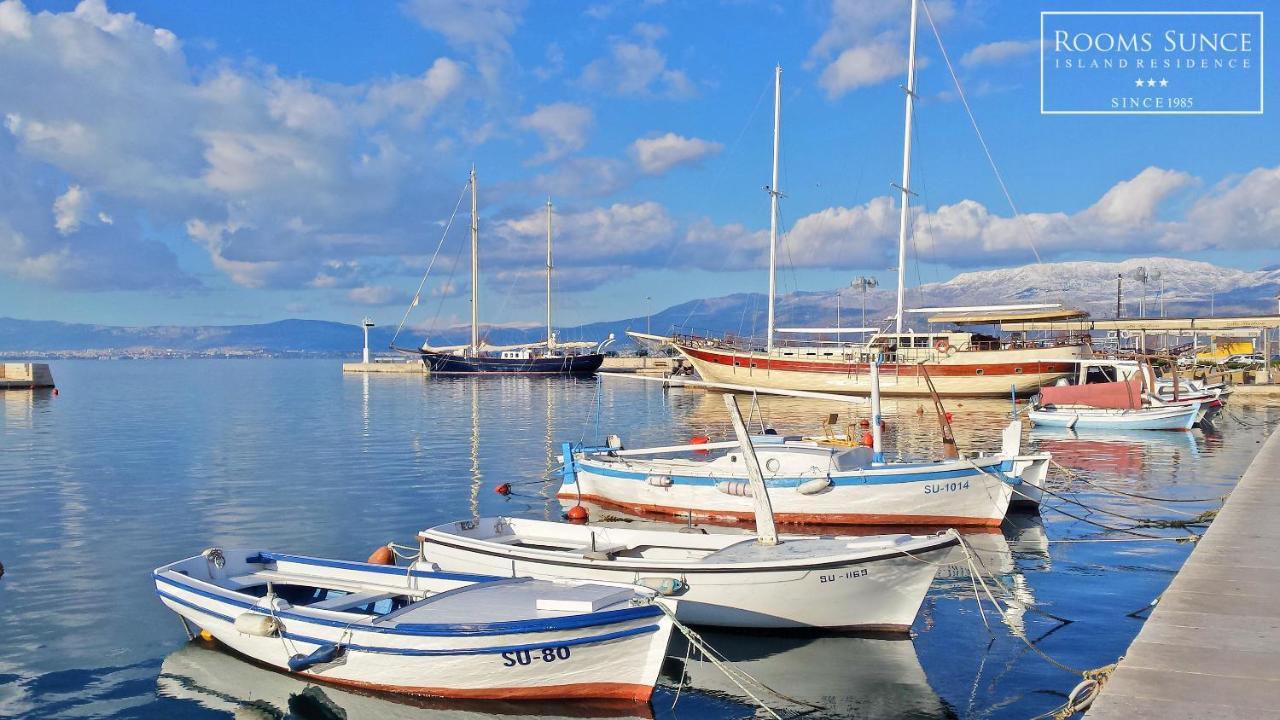 Apartments Residence Sunce Supetar - Cozy Base To Stay And Explore Island Brac Free Parking Eksteriør bilde