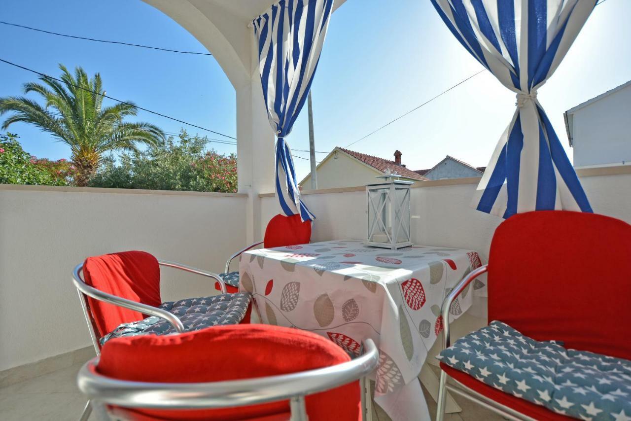 Apartments Residence Sunce Supetar - Cozy Base To Stay And Explore Island Brac Free Parking Eksteriør bilde