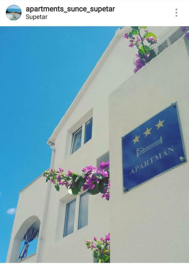 Apartments Residence Sunce Supetar - Cozy Base To Stay And Explore Island Brac Free Parking Eksteriør bilde